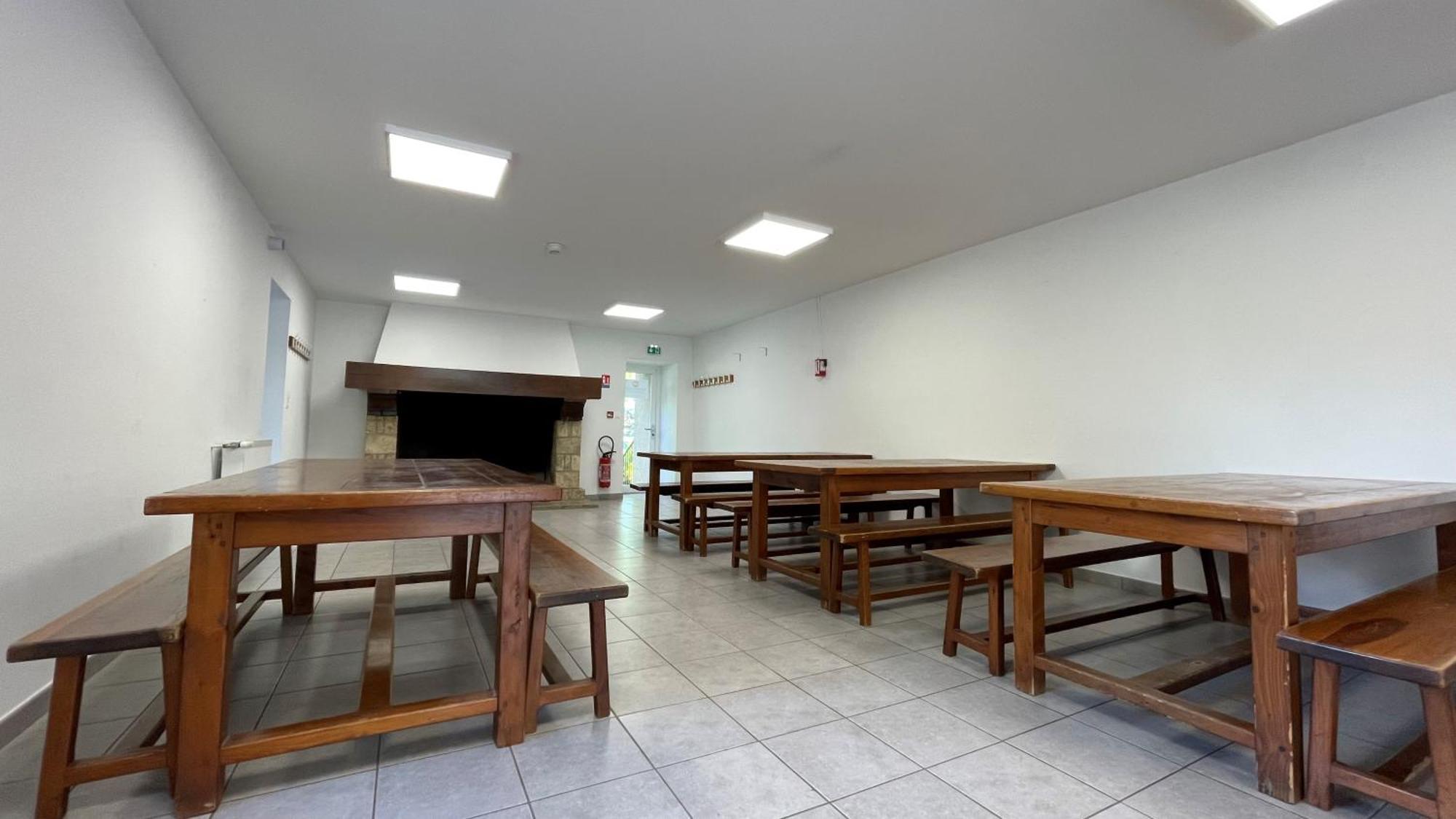 Auberge De Jeunesse Hi Millau La Maladrerie Buitenkant foto
